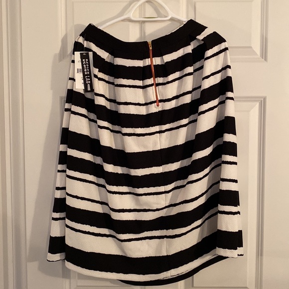 Design Lab Lord & Taylor Skirt - Picture 3 of 7